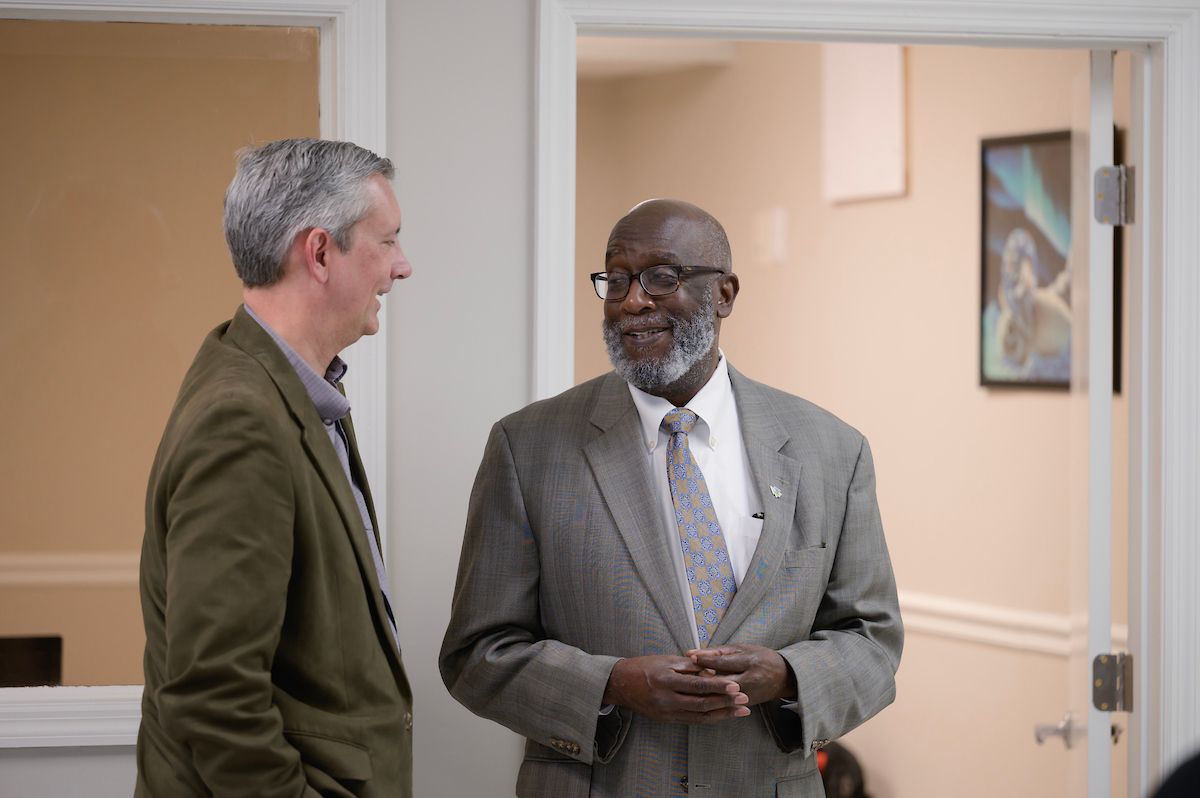 Photo Credit: Bob Farley/f8Photo